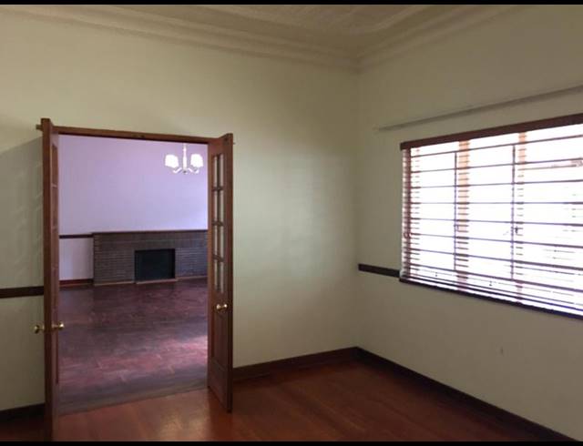 3 BEDROOM PROPERTY TO RENT IN MENLO PARK